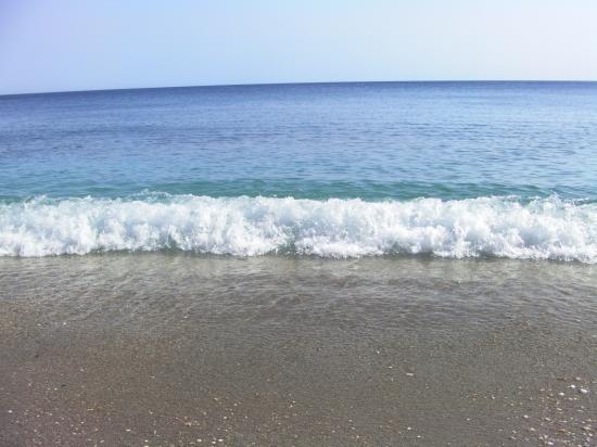 La mer... aux eaux claires et au sable doré
