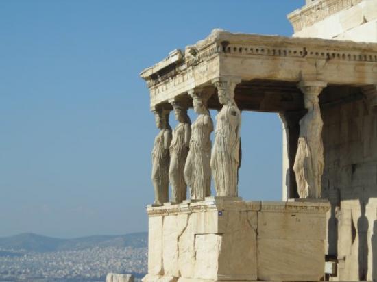 les cariatides de l'Acropole